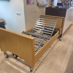 Zorgbed Verstelbaar Showroom Model - Afbeelding 4