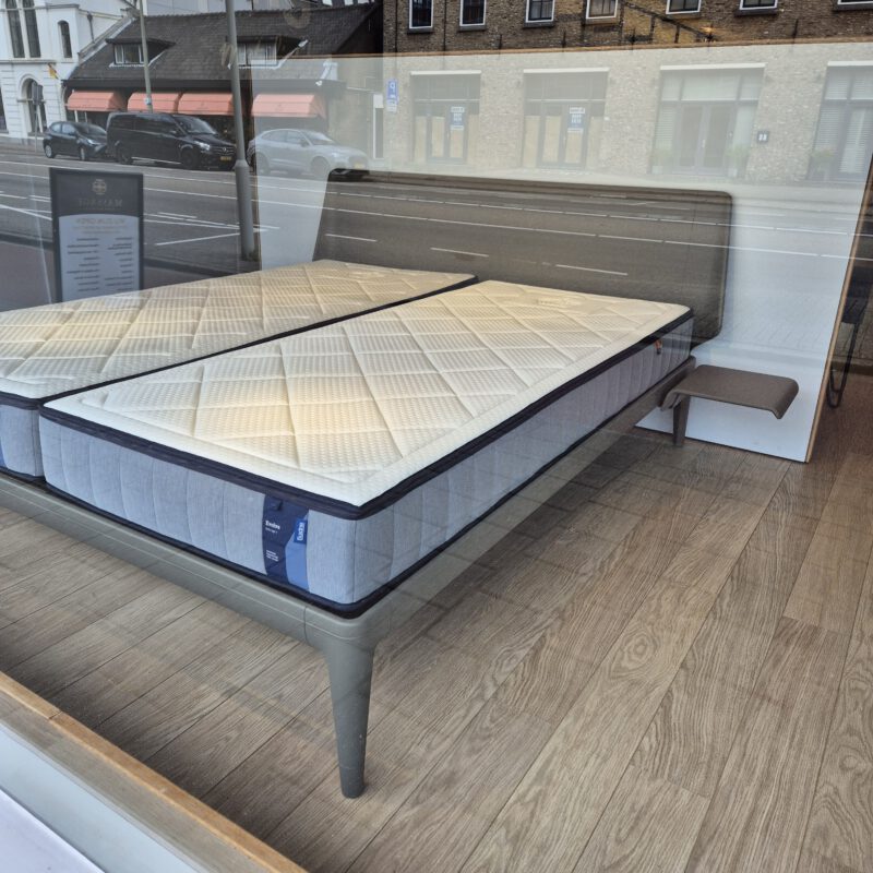 Auping Essential 180x210 cm Showroom model - Afbeelding 2