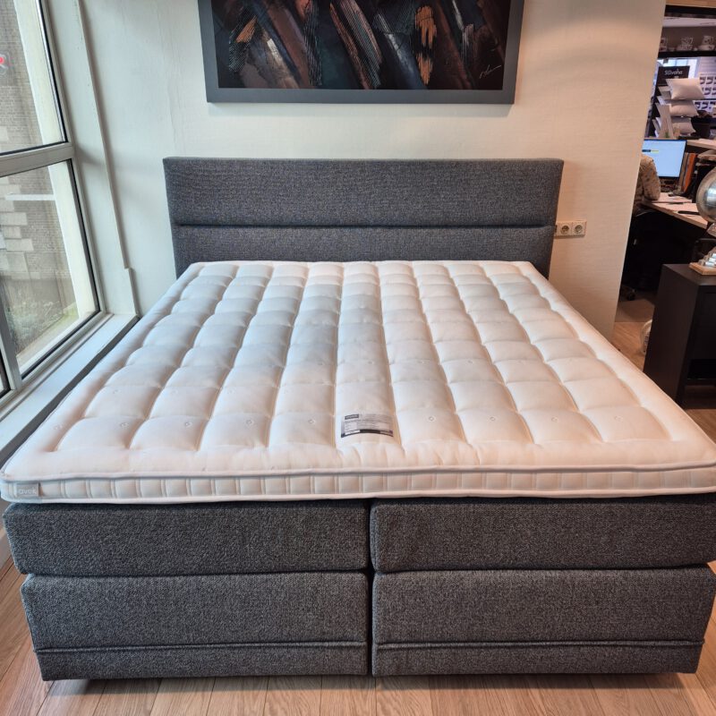 Avek Noflik Boxspring 180x200 Showroom model